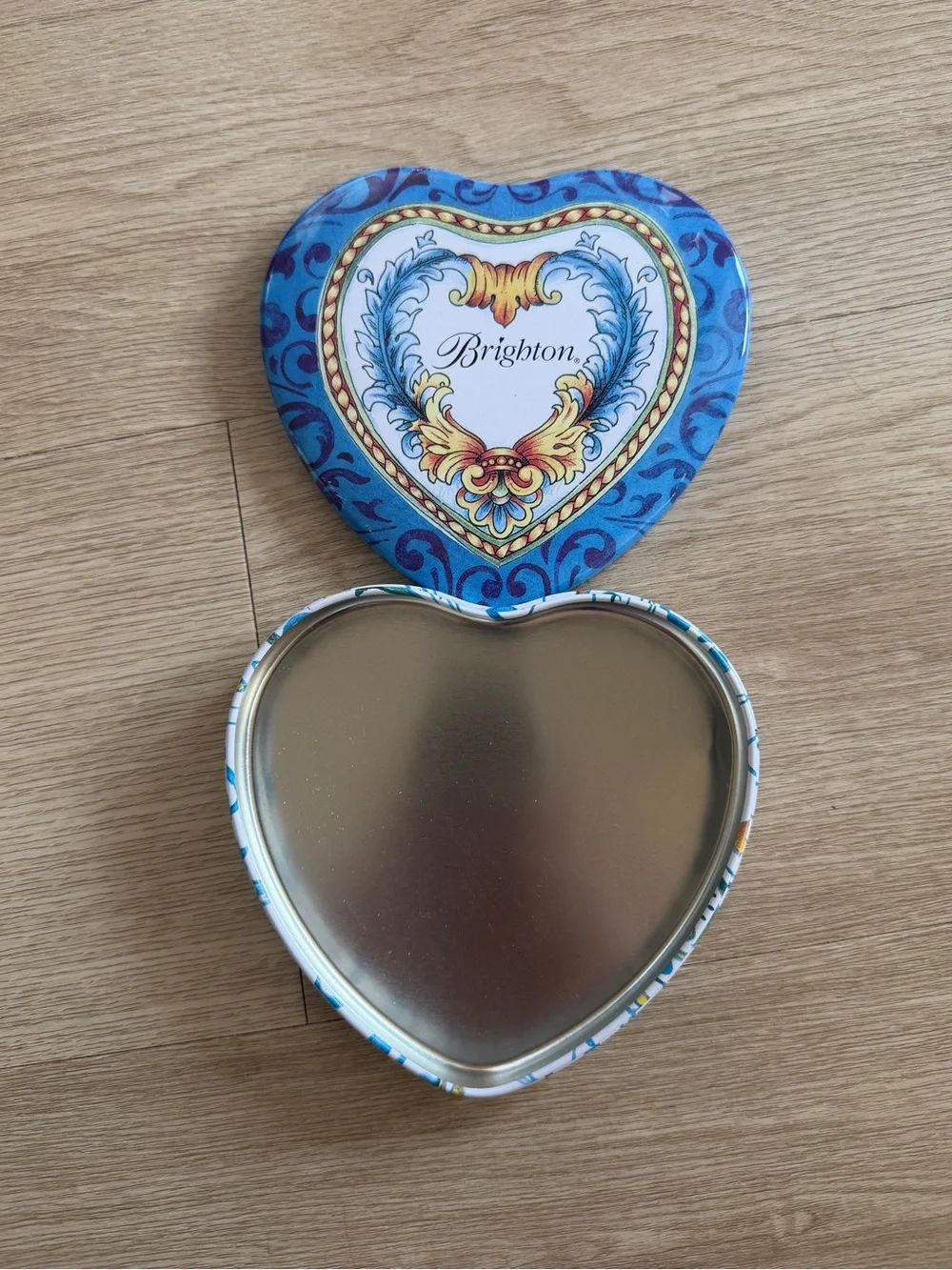 Brighton Jewelry Heart Shaped Empty Tin Collectible Box Blue 5x5.5 Keepsake